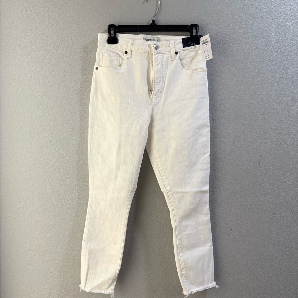 Abercrombie & Fitch Cream Skinny Jeans